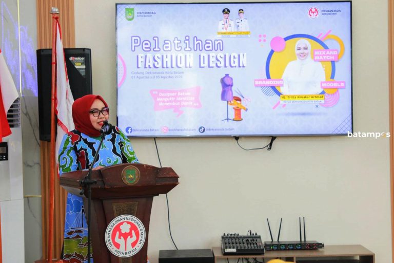Pelatihan Fashion Design 2025, Dinas Perindustrian dan Dekranasda Hadirkan Cicko Bahtiar & Irna Mutiara untuk Cetak Desainer Lokal Unggul
