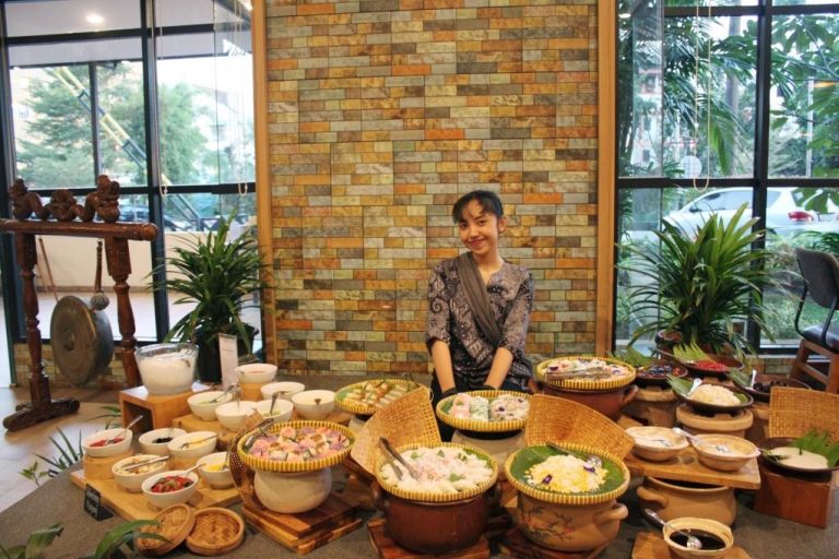 “Pusaka Rasa”: Saturday Buffet Dinner Bertema Kuliner Kemerdekaan di Four Points by Sheraton Batam