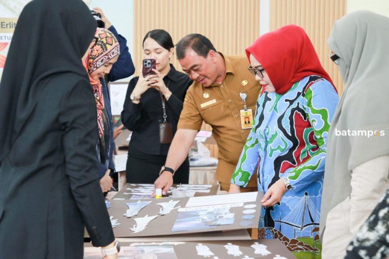 Erlita Amsakar Buka Pelatihan Fashion Design, Dorong Lahirnya Desainer Muda Batam