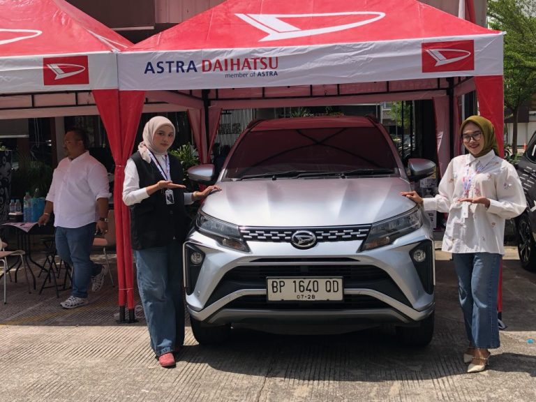 Daihatsu Batam Gelar “Gebyar Merdeka” dengan Hadiah Mobil GranMax Edisi Spesial