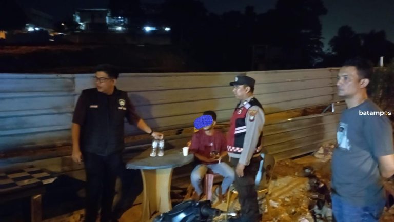 3 Kios Tuak di Batu Ampar Ditutup Polisi