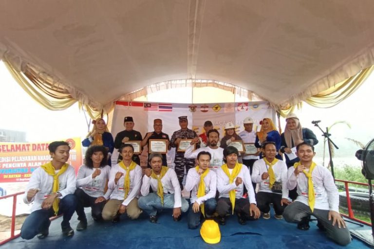 Tiba di Batam, Ekspedisi Pelayaran Unhas Pererat Persaudaraan Melayu-Bugis