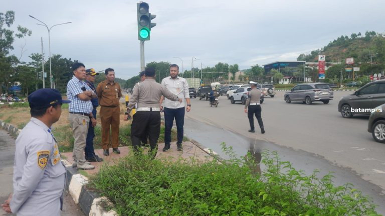 Komisi III DPRD Batam Sidak Simpang Tiban Vitka, Dorong Pembangunan Zona Penyelamat