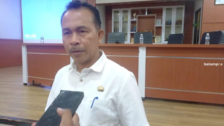 Distribusi Seragam Gratis Tuntas, Disdik Pastikan Tak Ada Anak yang Tertinggal