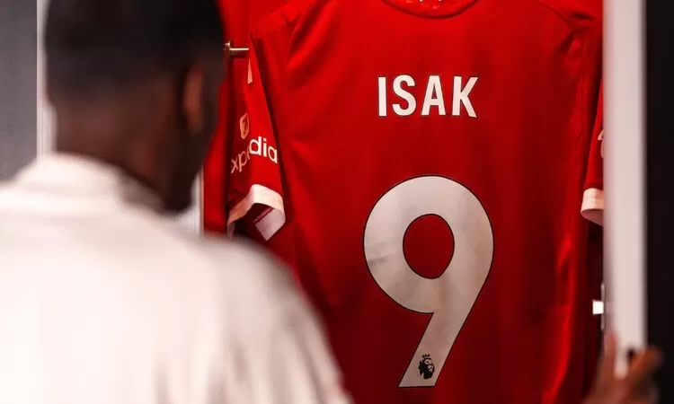 Pecahkan Rekor Transfer, Alexander Isak Resmi Jadi Pemain Termahal Liga Inggris