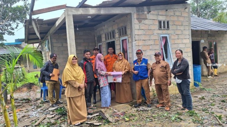 Cuaca Ekstrem Rusak Belasan Rumah di Lima Kecamatan Bintan