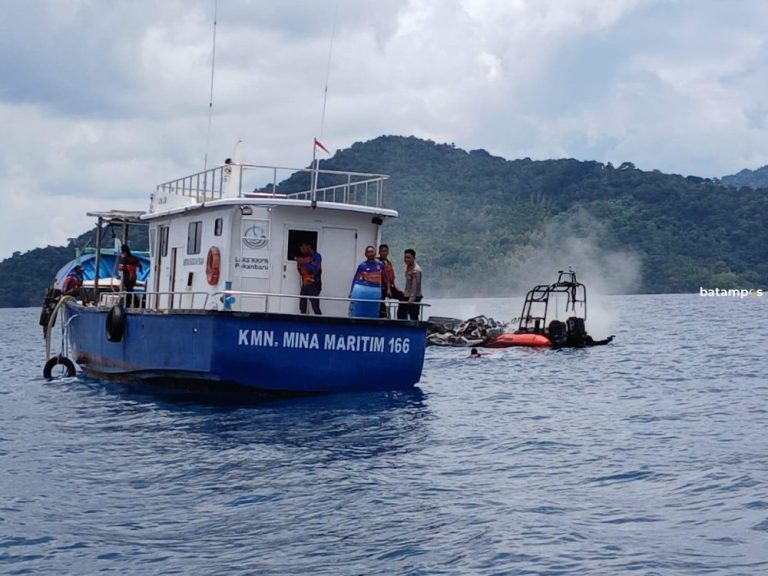 Simulasi Tanggap Bencana di Anambas Berubah Tragedi, Kapal BPBD Terbakar