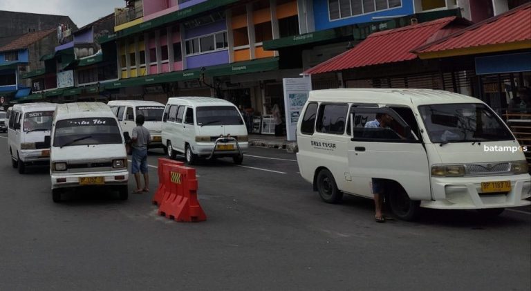Transpot Tanjungpinang: Angkot Legendaris yang Kian Terpinggirkan Zaman