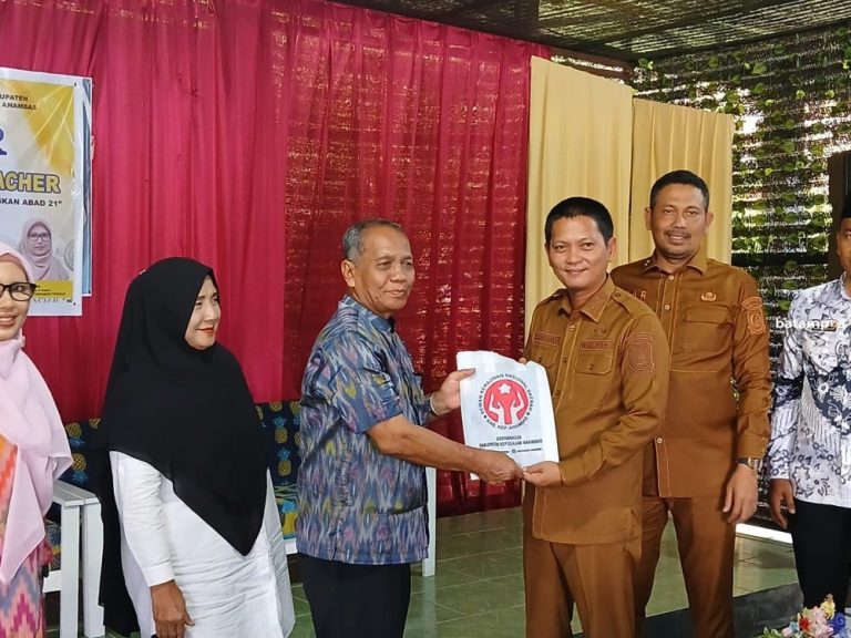 Tak Sekadar Ngajar, Guru di Anambas Diminta Kuasai Teknologi Canggih