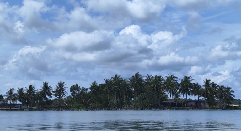 Pulau Bayan Tanjungpinang: Jejak Benteng Perjuangan, Istana Raja hingga Hotel Mewah