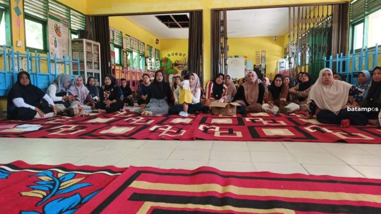 Orang Tua Desak Transparansi Program Makan Bergizi Gratis di Sekolah Anambas