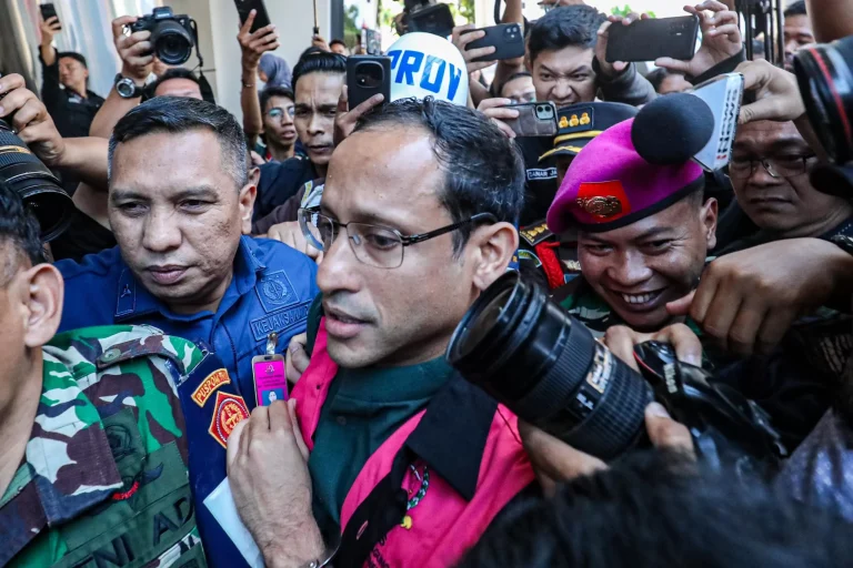 Jadi Tersangka Pengadaan Chromebook, Ini Pasal dan Aturan yang Dilanggar Nadiem Makarim