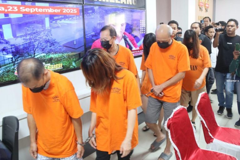 2 WNA Tiongkok Otaki Penipuan, Tergetkan Lansia