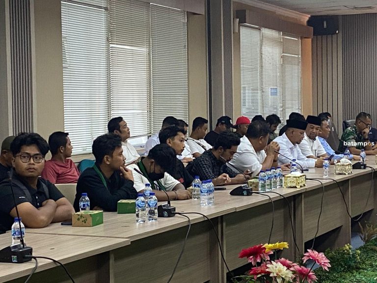 Mahasiswa Sentil Aparat Represif hingga Desak Pejabat Tak Pamer Kemewahan di Tengah Ekonomi Sulit