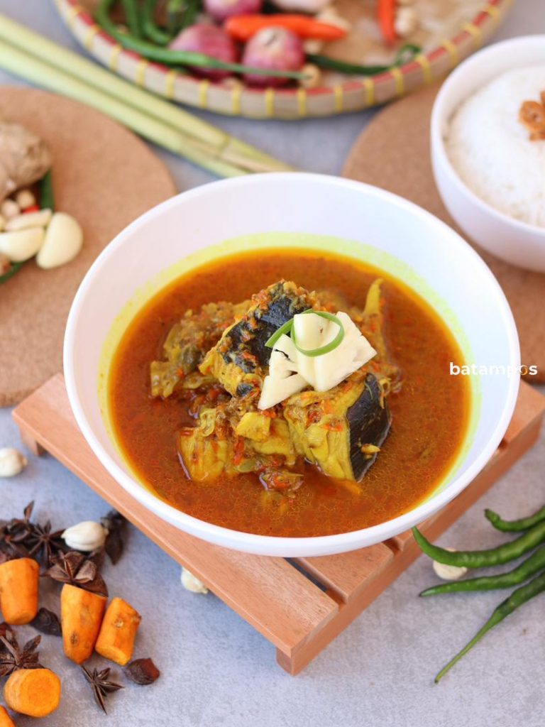 Di Bundaran Ocarina, dari Lempah Kuning Kakap Merah hingga Pari Asap Kucai, Pesta Rasa di Lempah Kuning Muara