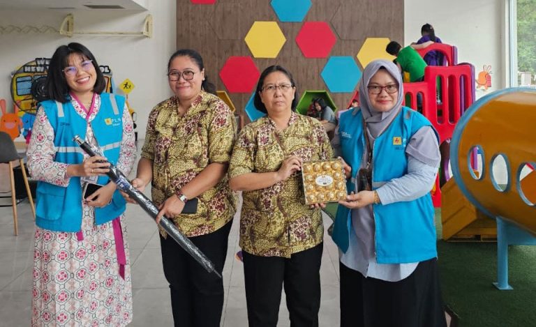 PLN Batam Sambut Hari Pelanggan Nasional dengan Kunjungan dan Apresiasi