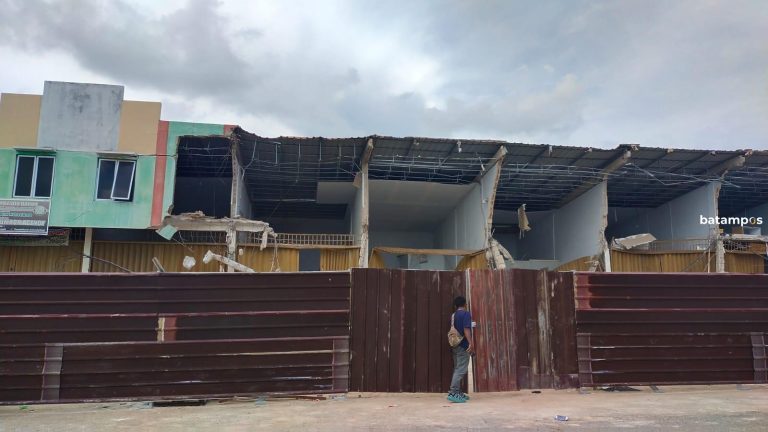 Ambruknya 7 Ruko Devin Premier, PII Minta Semua Ruko Serupa Dikosongkan