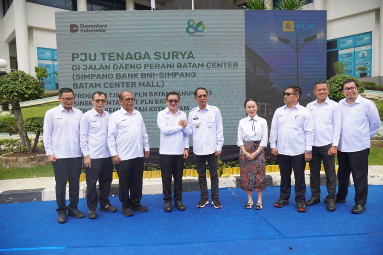 PLN Batam Gelar Upacara Hari Listrik Nasional ke-80