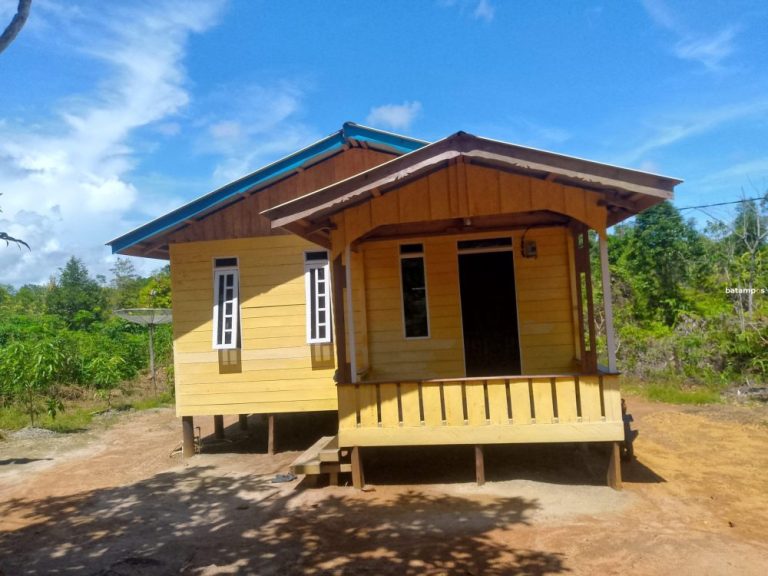 Pemdes Marok Kecil Alokasikan Rp500 Juta Perbaiki 20 Rumah Tak Layak Huni