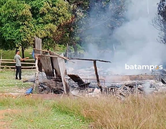 Rumah di Desa Air Putih Anambas Ludes Terbakar, Balita Selamat