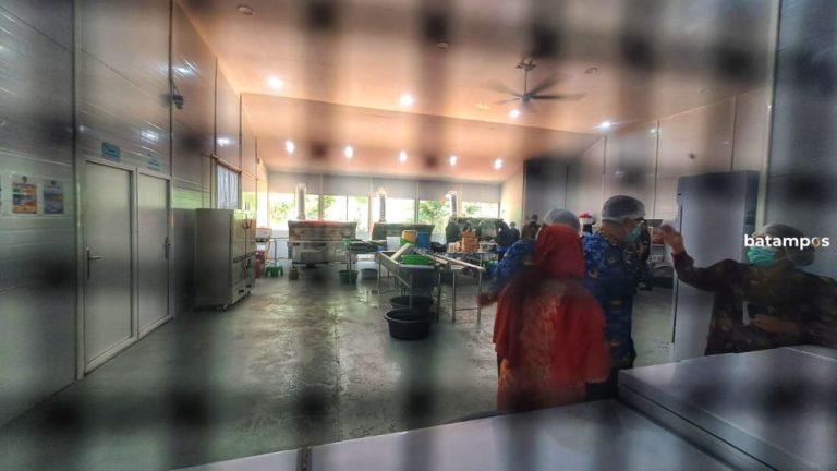 Sidak Dapur SPPG, Bupati Bintan Temukan Lalat dan Soroti Kebersihan Makanan MBG