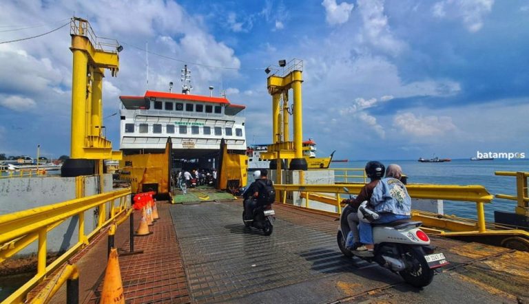 Catat! Mulai Hari Ini Jadwal Kapal RoRo Tanjunguban – Telagapunggur Berubah