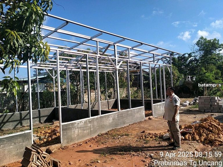 Pembangunan Jalan Mandek, Warga Tanjunguncang Desak Penertiban Ruli di Row 30