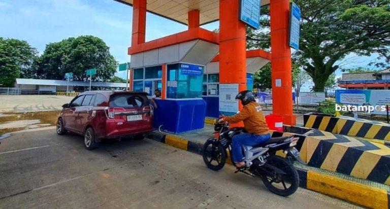 KMP Bahtera Nusantara 03 Docking, Rute Tanjunguban-Tambelan Terhenti Sementara