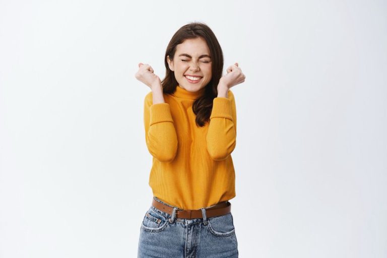 6 Shio Ini Punya Hari Keberuntungan! Ramalan Shio Senin 20 Oktober 2025 Ungkap Energi Positif Melimpah