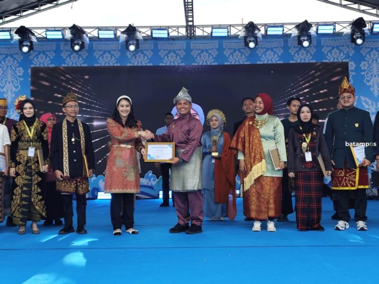 Buka ADUJAKNAS 2025, Wamen Isyana Tekankan Peran Remaja Menuju Indonesia Emas 2045