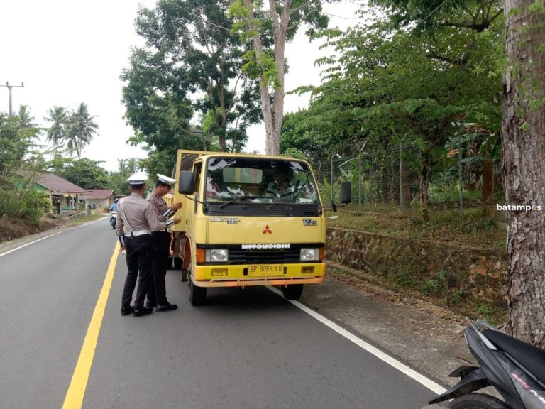 Samsat Lingga Gandeng Polisi Razia Pajak Kendaraan, Kepatuhan Warga Baru 47 Persen