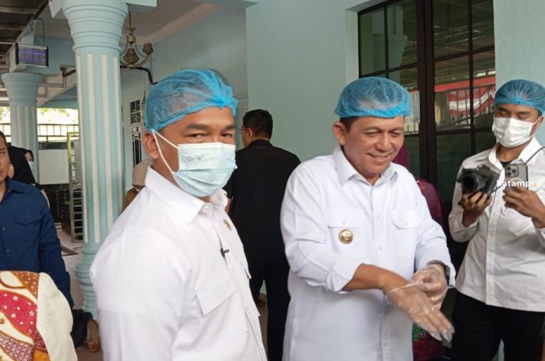 Menteri Wihaji dan Gubernur Ansar Pastikan Program Makan Bergizi Gratis Jangkau Pulau-Pulau di Kepri