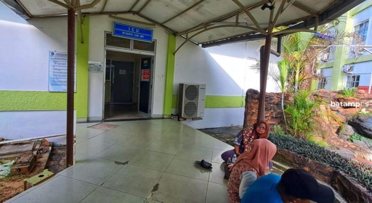 Zulhelmi, Korban Kapal Terbakar di Selat Riau Alami Luka Bakar 67 Persen