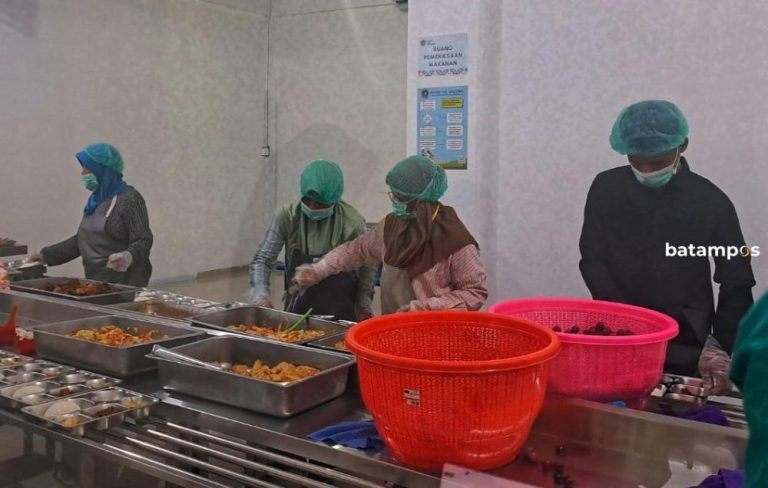 Dapur SPPG Permaisuri di Tanjunguban Mulai Salurkan Makan Gratis ke 1.038 Siswa