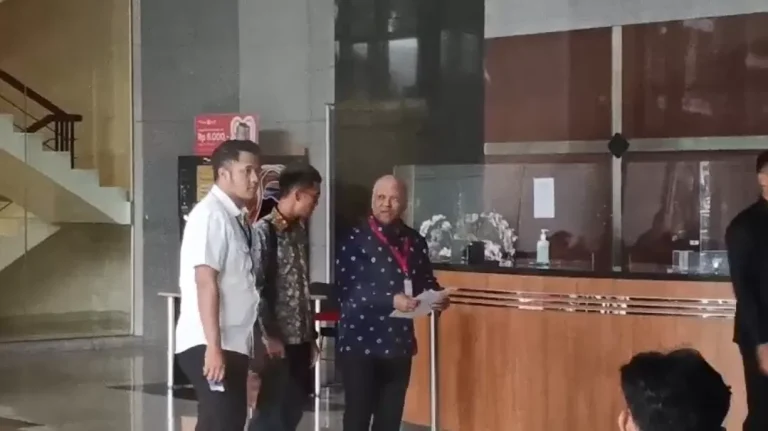 Ilham Habibie Kembalikan Uang Korupsi Bank BJB yang Digunakan Ridwan Kamil untuk Beli Mercy Klasik