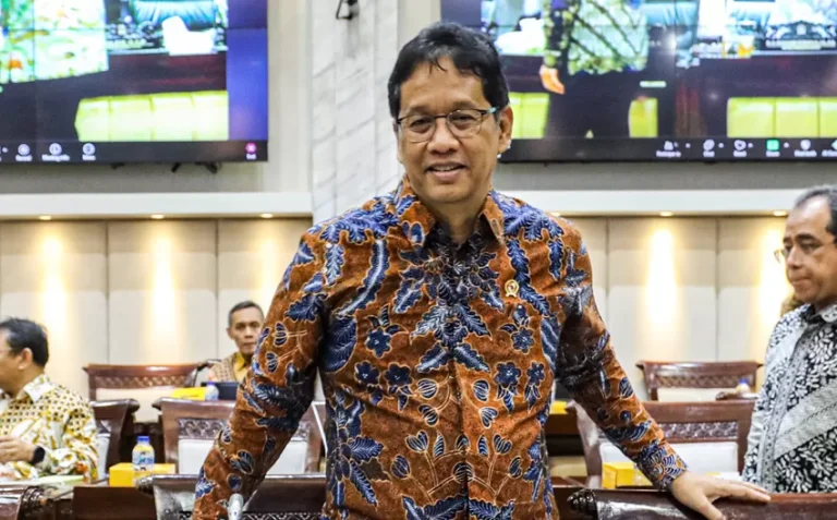 Menkeu Purbaya Selidiki Dugaan Penyelundupan dari Batam, Petugas Terima Suap Rp 20 Juta per Kontainer