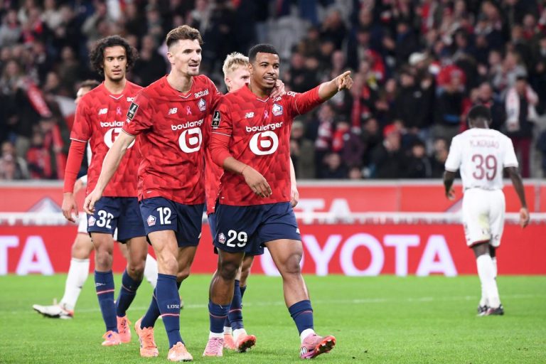 Saat Lille Pesta Gol 6-1 Atas Metz, Calvin Verdonk Hanya Jadi Penghangat Bangku Cadangan