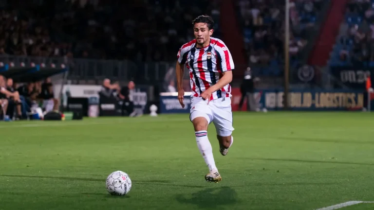 Nathan Tjoe-A-On Pecah Telur! Cetak Gol Perdana untuk Willem II