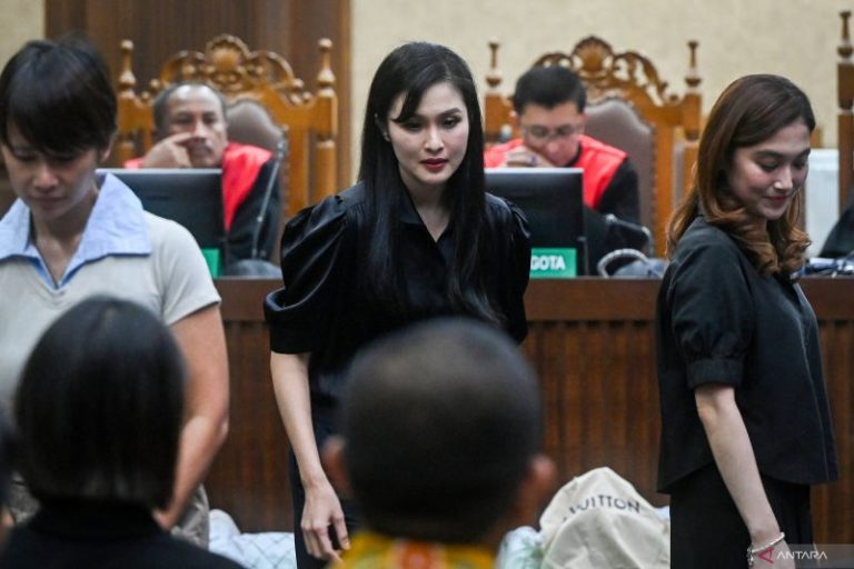 Kejagung Beberkan Aliran Dana Rp 13 Miliar dari Harvey Moeis ke Rekening Sandra Dewi