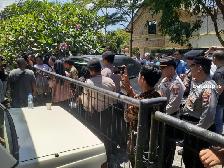 Satu Rumah, Dua Sertifikat, Eksekusi Rumah di Rosedale Batal