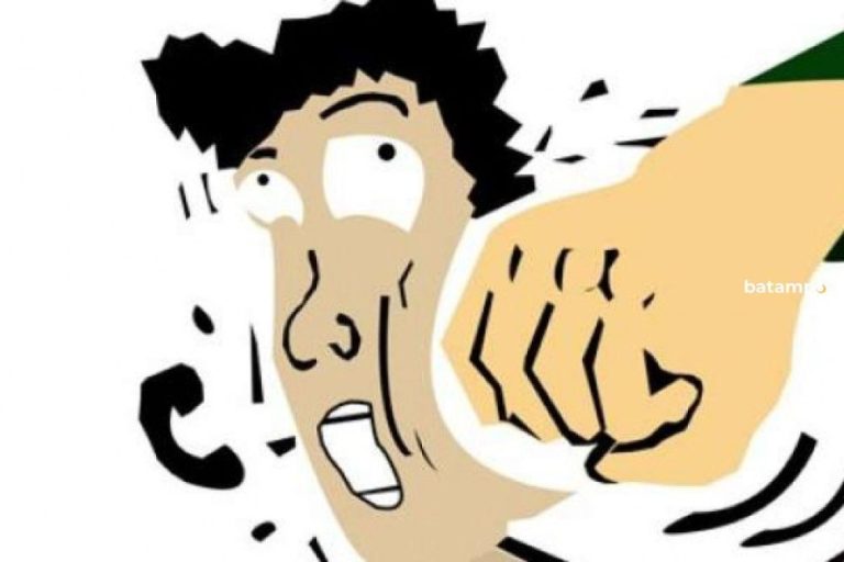 Guru Privat Babak Belur Dihajar Massa Usai Diduga Cabuli Murid