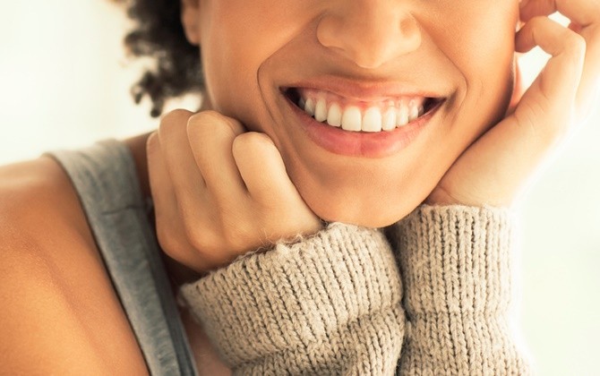 Ini 7 Cara Alami Memutihkan Gigi Kuning Membandel