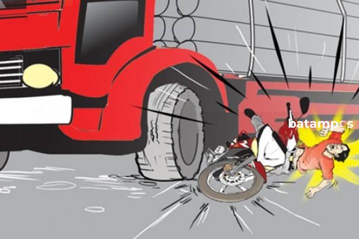 Kecelakaan Mencekam di Jalan Yos Sudarso, Pengendara Motor Alami Luka Serius