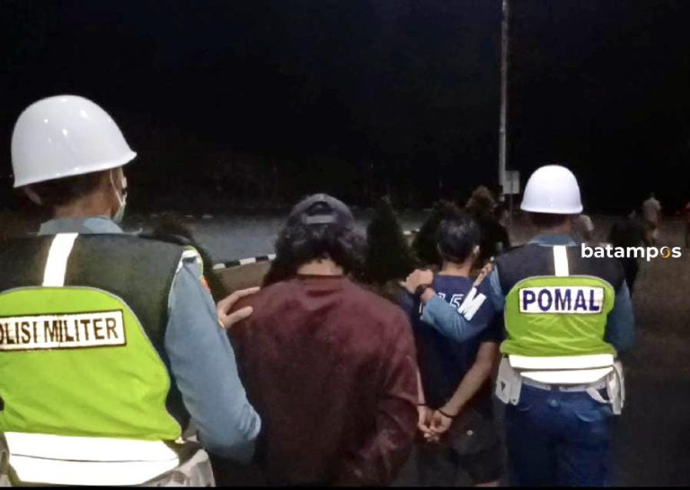 Kodaeral IV Batam Gagalkan Penyelundupan Sabu 1 Kg, Dua Kurir Asal Malaysia Ditangkap di Sagulung