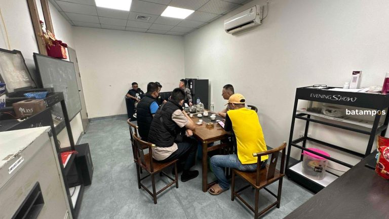 Imigrasi Batam Amankan WNA Tiongkok dari Panda Club, Ini Kasusnya