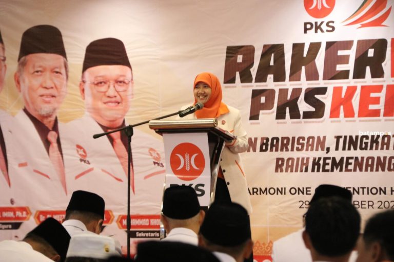 Rakerwil PKS Kepri 2025 Tegaskan Penguatan Kader dan Pelayanan Publik