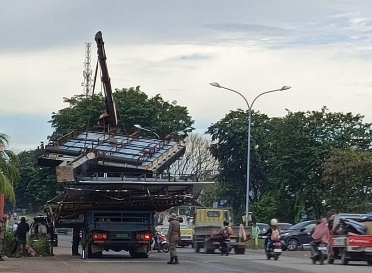 Hampir Rampung, Penertiban Reklame Ilegal di Batam Capai 99 Persen