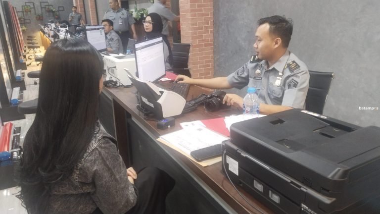 Imigrasi Hadirkan Layanan Paspor Kilat di Polux Mall, Akses Masyarakat Kian Mudah