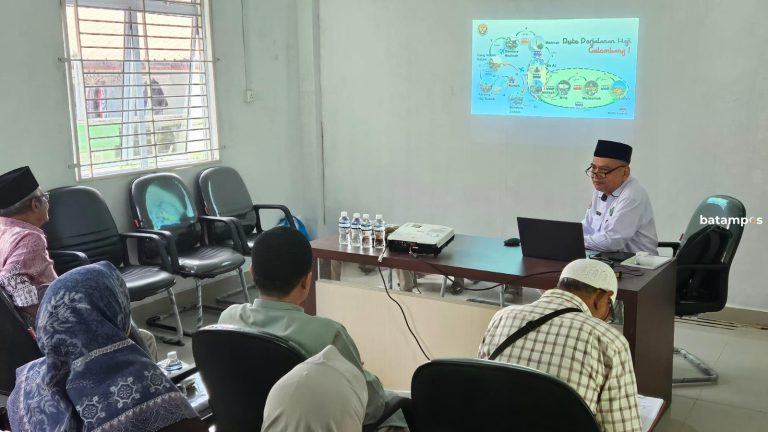 Kemenag Batam Jemput Bola Gelar Manasik di Belakang Padang, Syahbudi Paparkan Aturan Baru Kuota Haji 2026