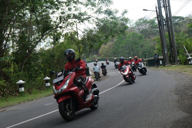 Bikers Honda Kepri Gas ke Garut, Meriahkan Puncak Honda Bikers Day 2025